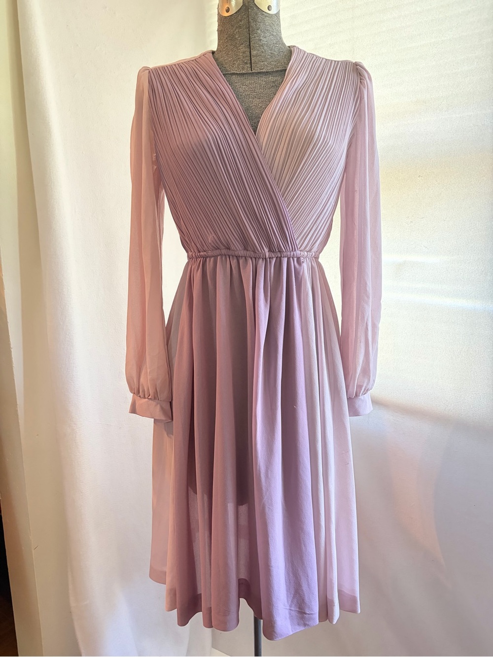 Vtg 70s New Discoveries purple disco dress